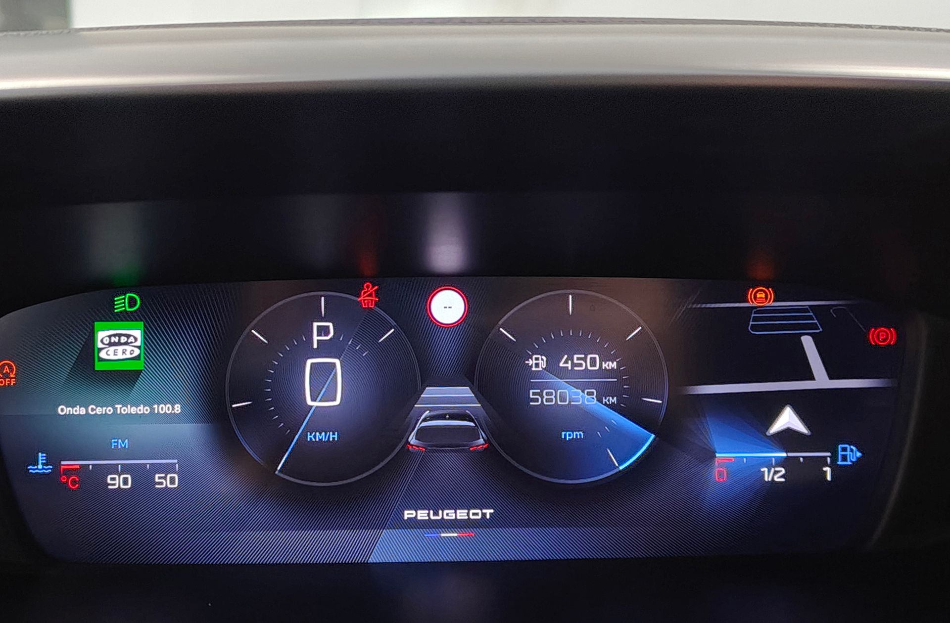 Peugeot 308 Allure Pack BlueHDi 130 EAT8 - foto 29