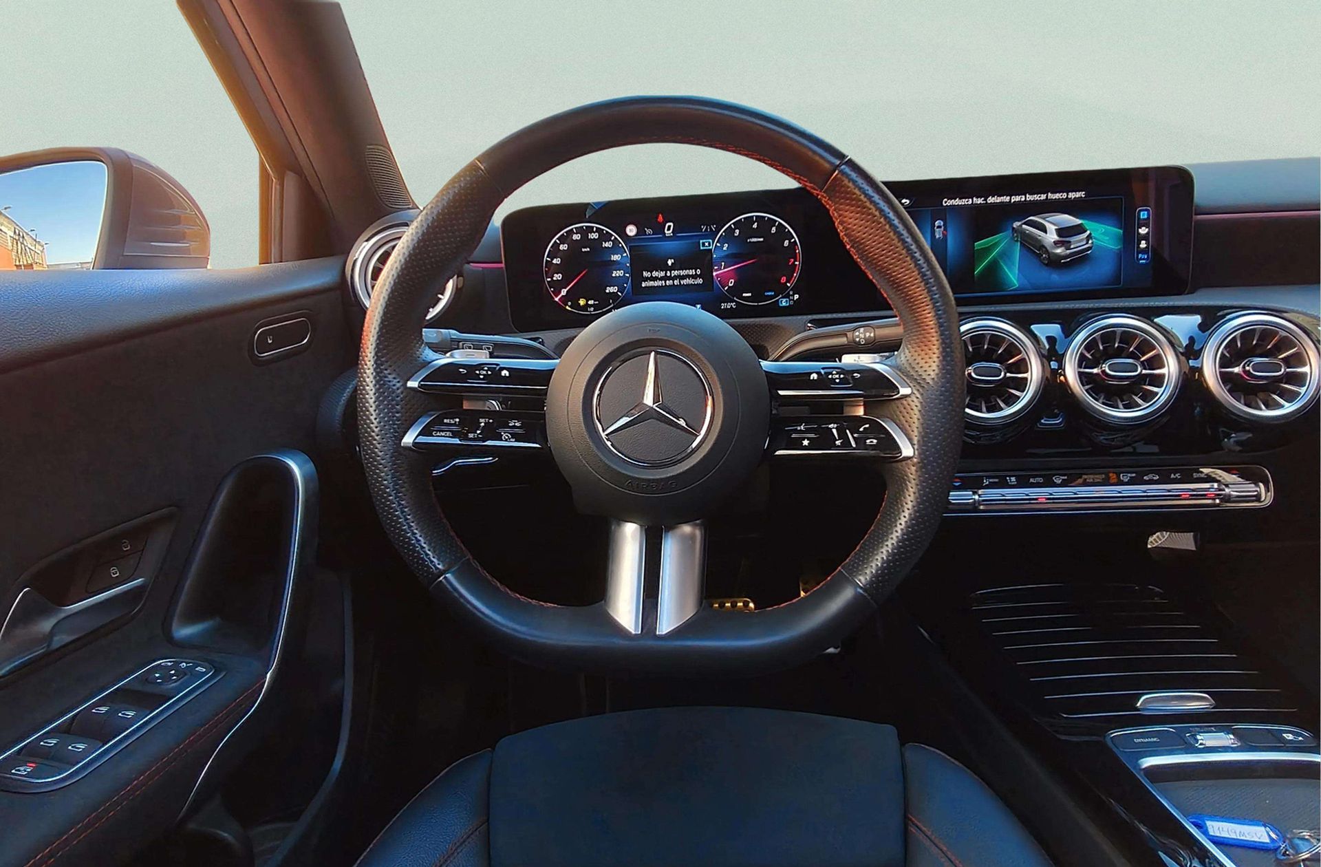 Mercedes-Benz Clase A 200 Pack AMG - foto 21
