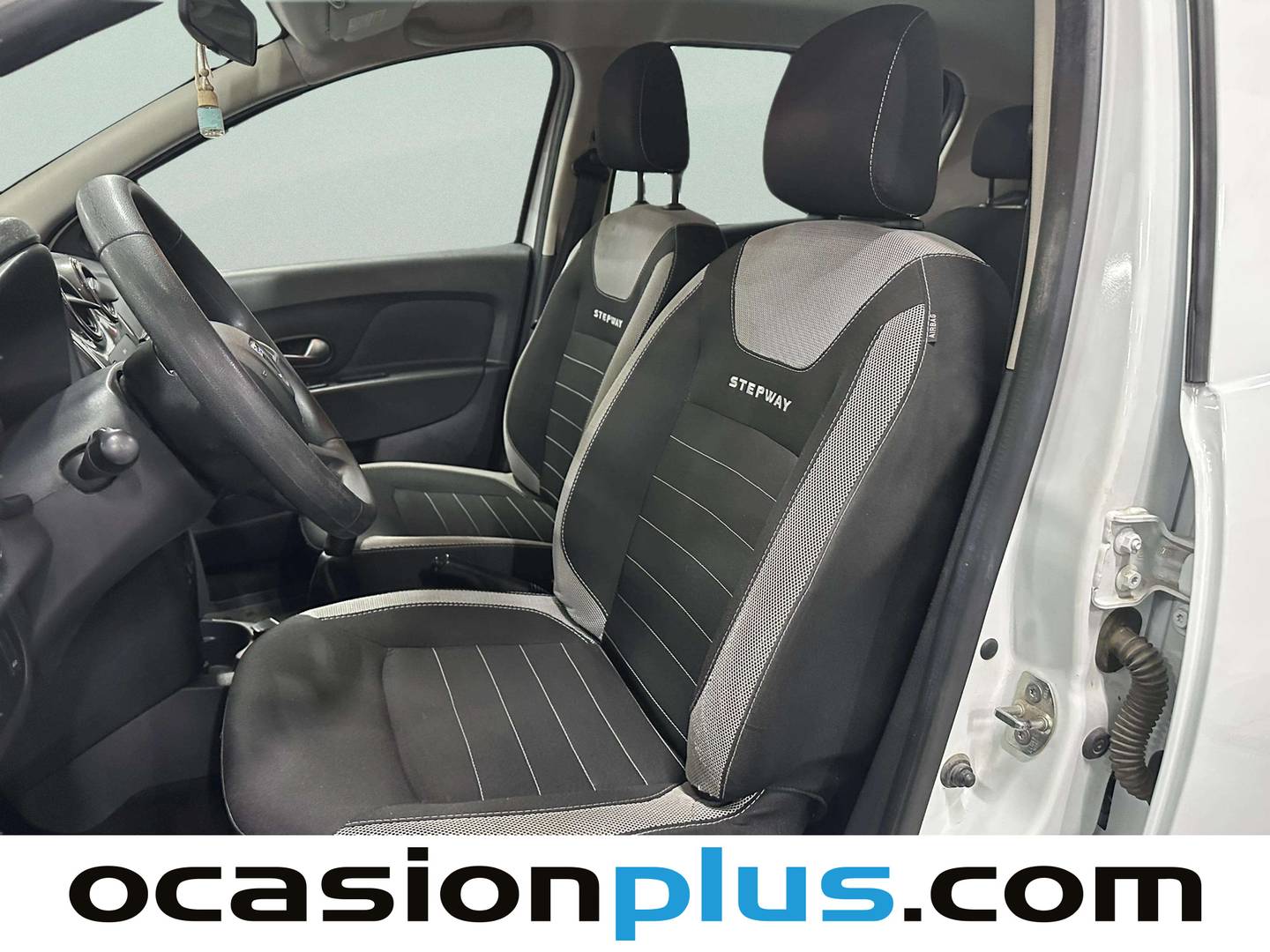 Foto asientos delanteros Dacia Sandero Dacia Sandero Stepway TCe (90 CV) GLP