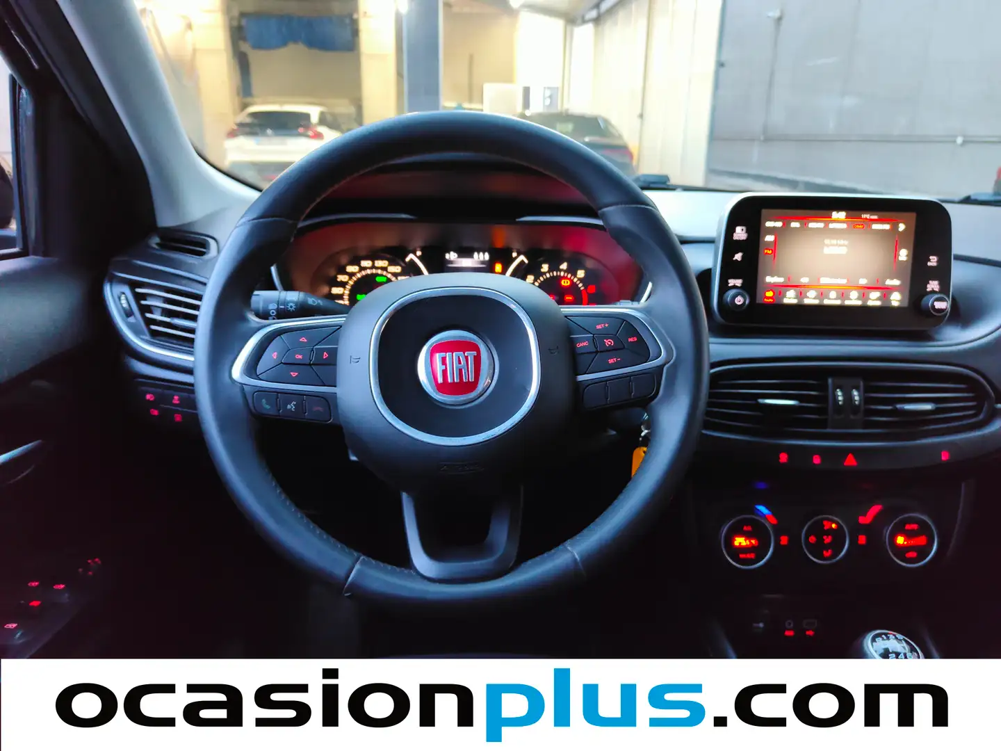 Foto Fiat Tipo Fiat Tipo 1.4 T-Jet Gasolina/GLP Lounge (120 CV)