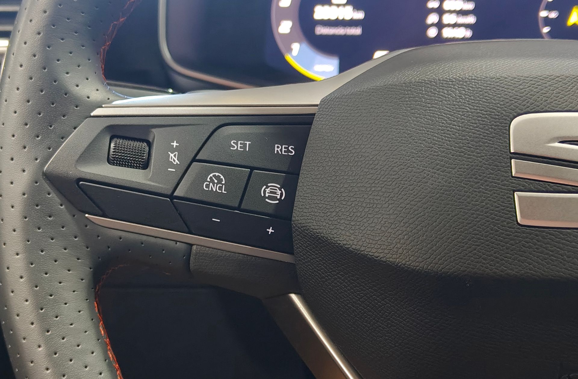 SEAT León ST 2.0 TDI FR XS DSG - foto 28