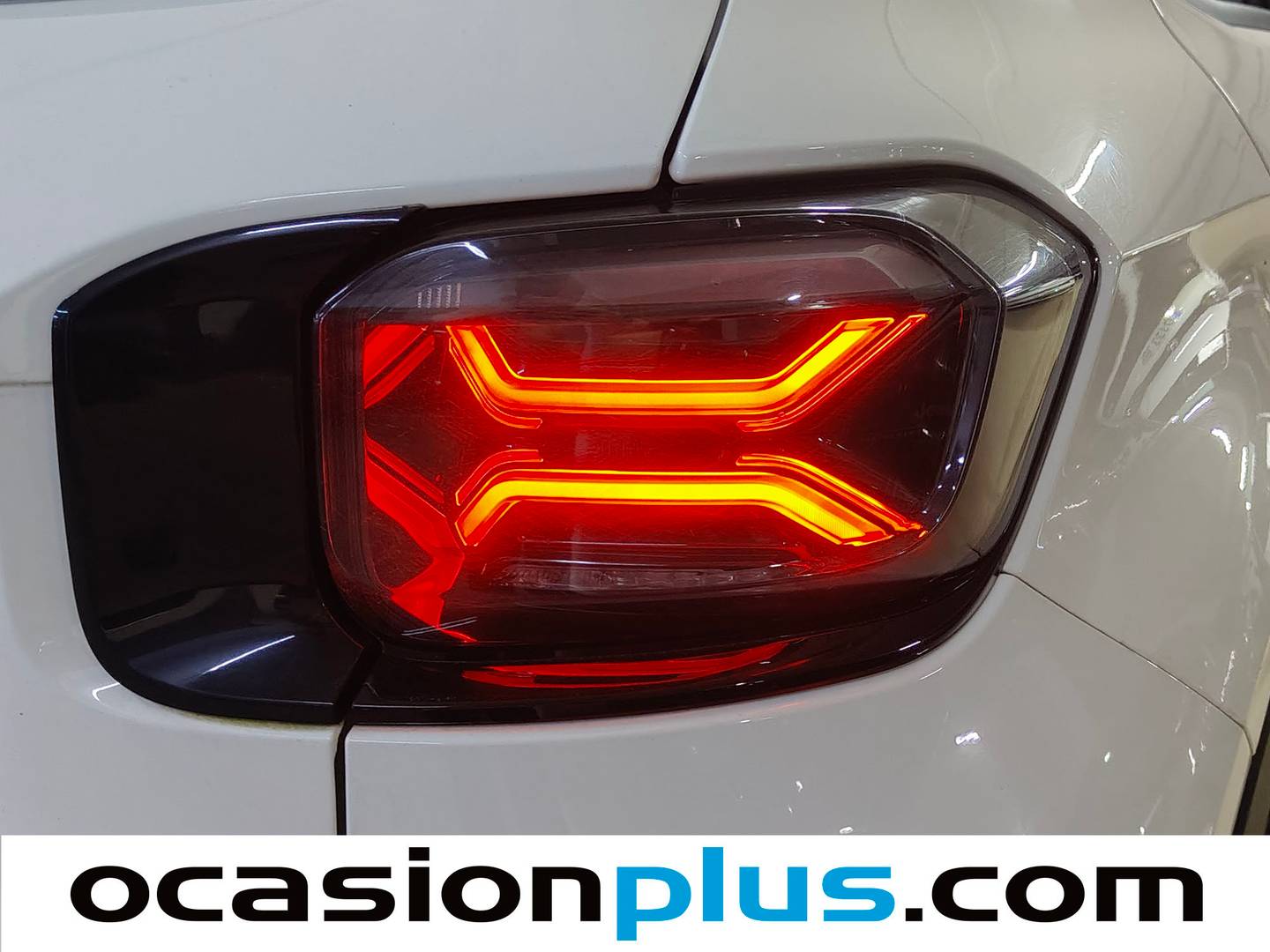 Foto Jeep Avenger Jeep Avenger 1.2 G Summit (100 CV)