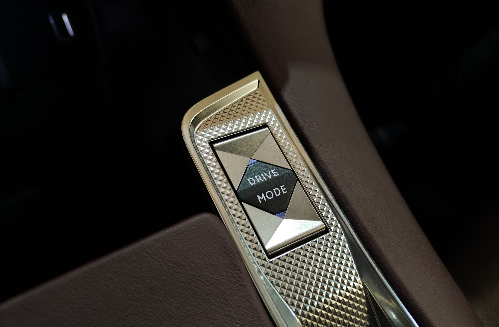 DS DS 7 Crossback La Première THP EAT8 - foto 15