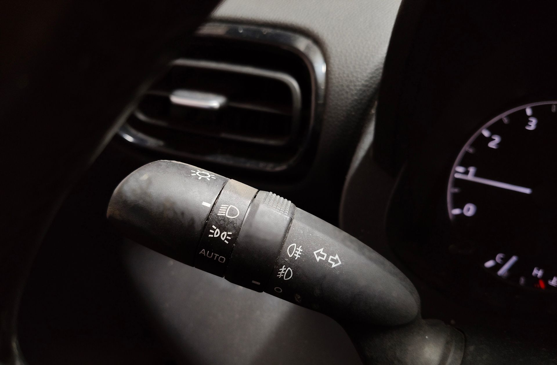 Toyota Yaris 1.5 S-Edition - foto 24