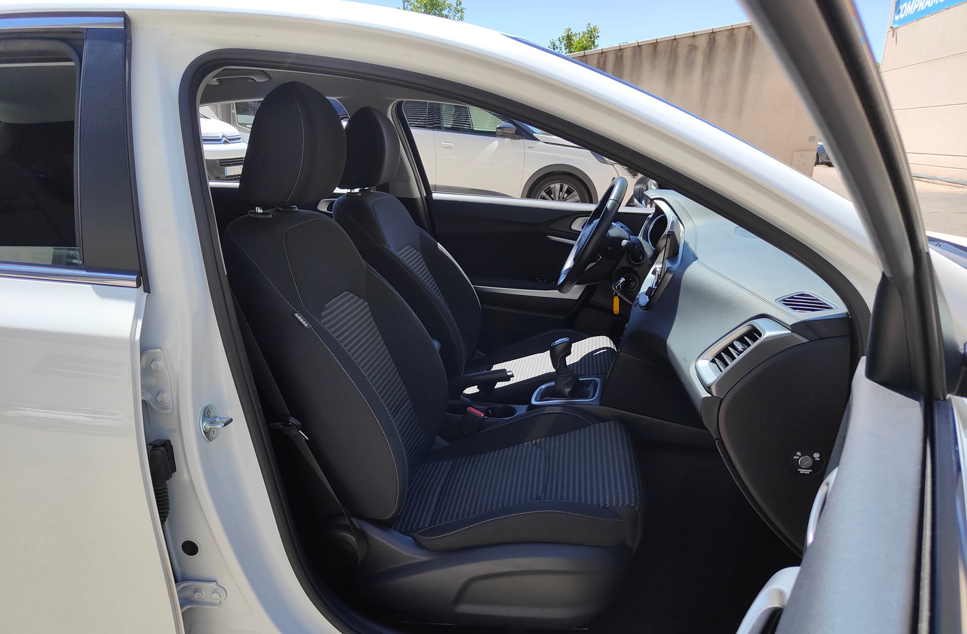 Kia Ceed 1.0 T-GDi Drive - foto 17