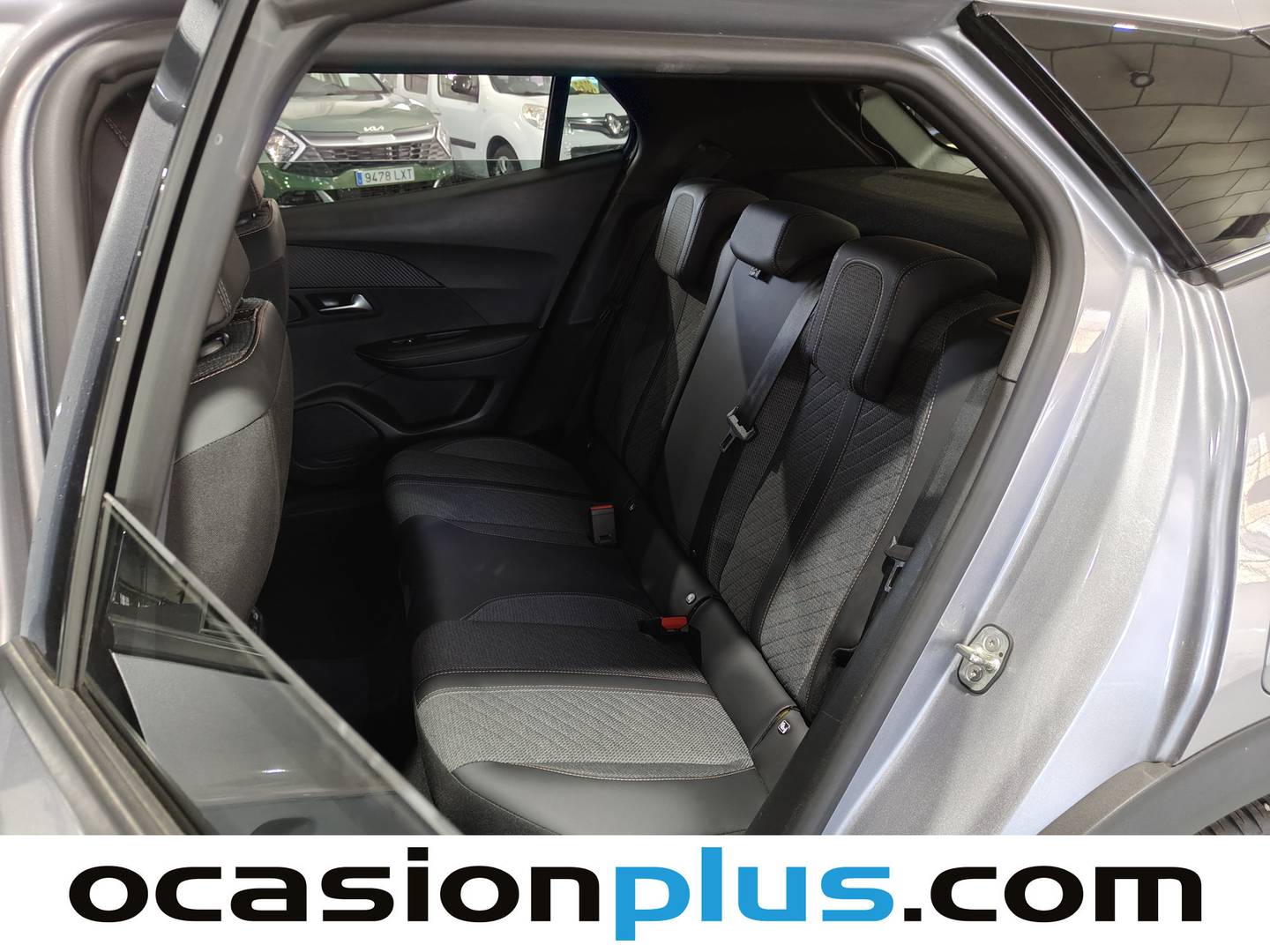 Foto asientos traseros Peugeot 2008 Peugeot 2008 Allure Hybrid eDCS6 (145 CV)