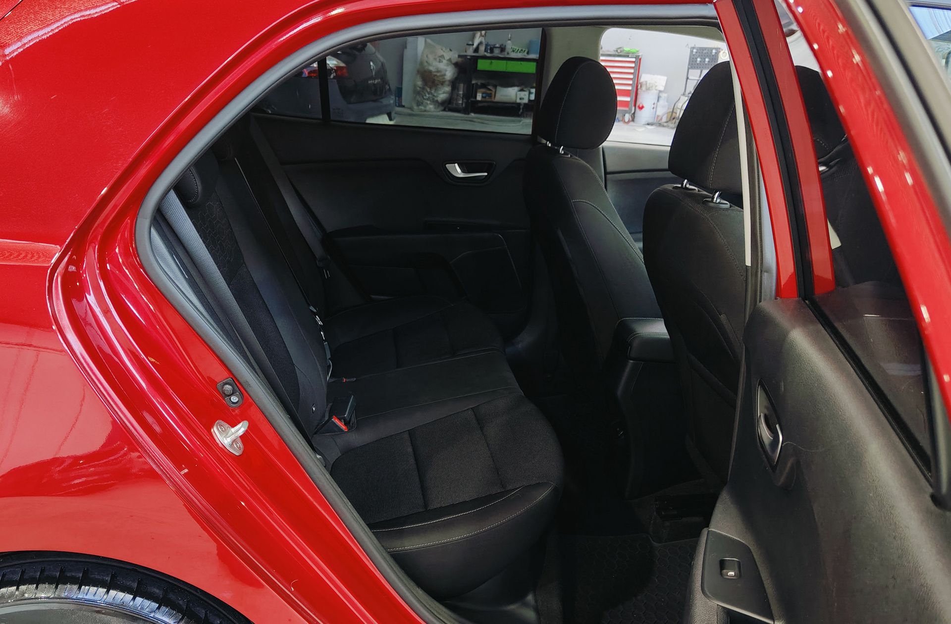 Kia Rio 1.0 T-GDi Drive - foto 16