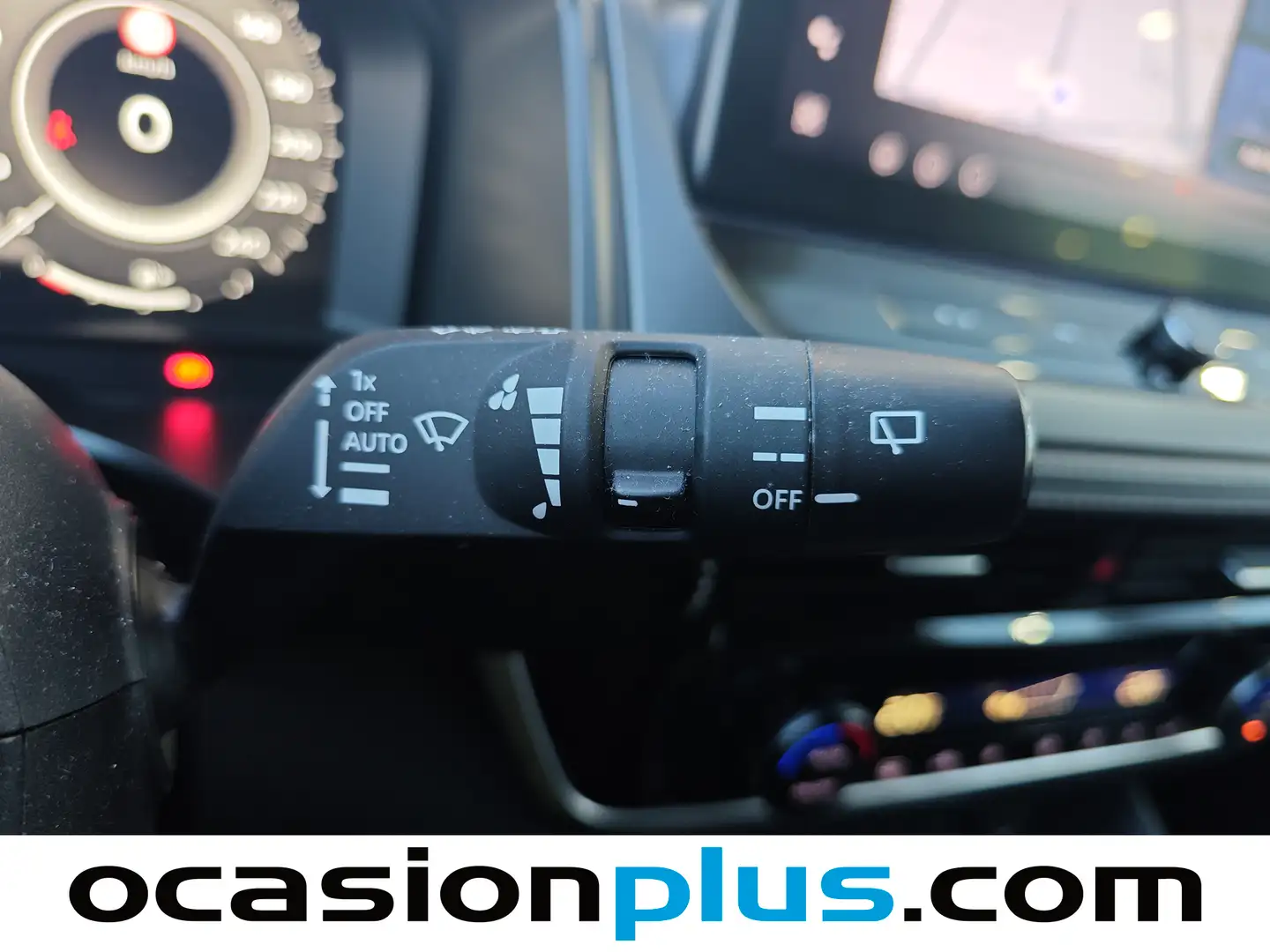 Foto Nissan QASHQAI Nissan Qashqai DIG-T 140 mHEV N-Connecta 4x2 (140 CV)