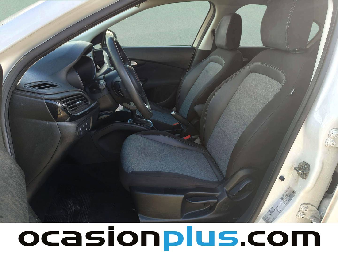 Foto Fiat Tipo Fiat Tipo 1.5 Hybrid Cross DCT (130 CV)