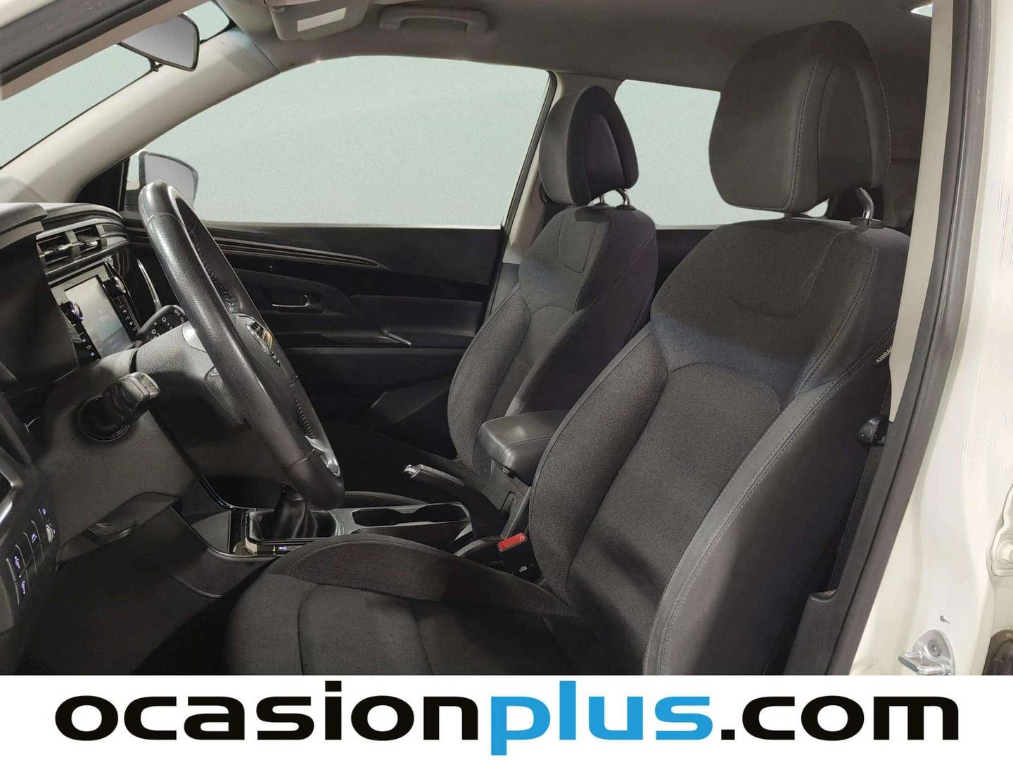 Foto asientos delanteros SsangYong Korando SsangYong Korando G15T Urban (163 CV)