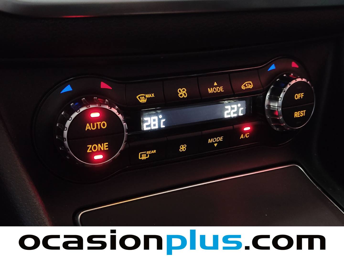 Foto Mercedes GLA Mercedes-Benz GLA 200 d (136 CV) Pack AMG