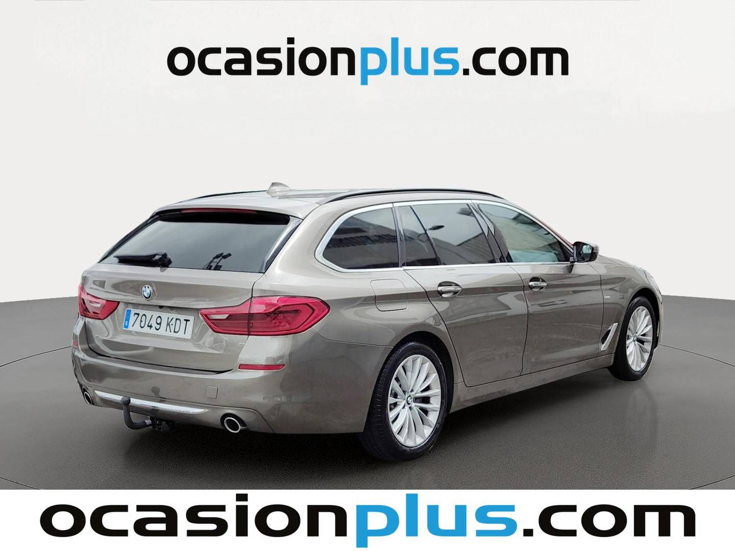 Foto trasera BMW Serie 5 BMW Serie 5 520d Touring  (190 CV) derecha