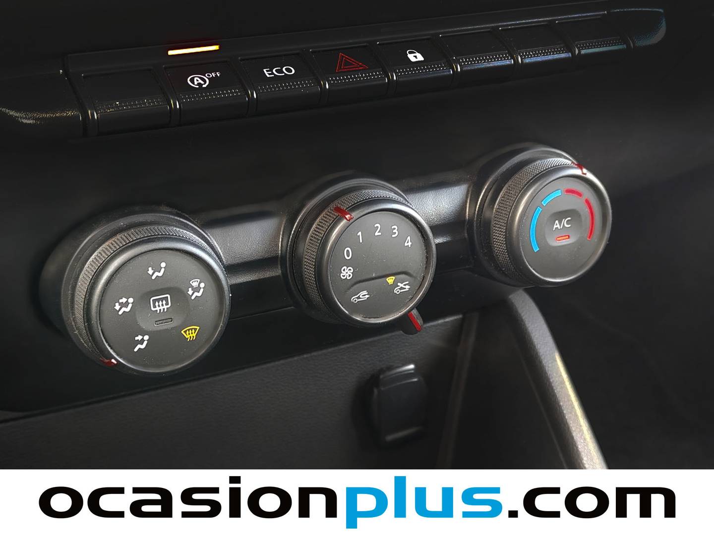 Foto Dacia Duster Dacia Duster Essential TCE (100 CV) 4X2 GLP