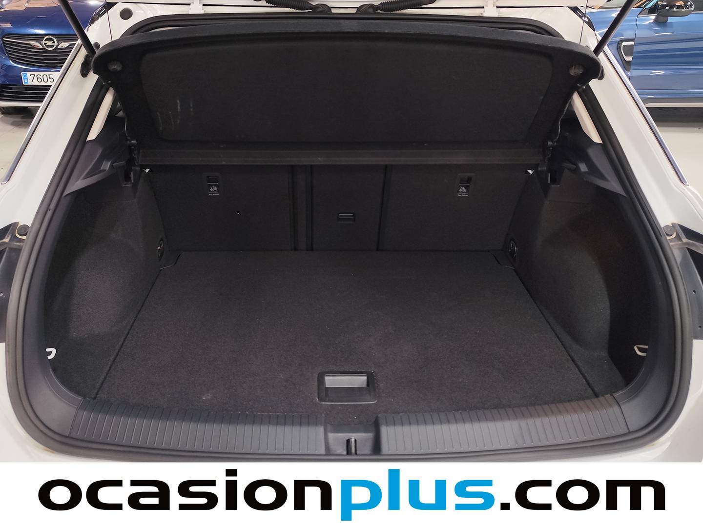 Fotos maletero Volkswagen T-Roc Volkswagen T-Roc Advance Style 2.0 TDI (150 CV) DSG