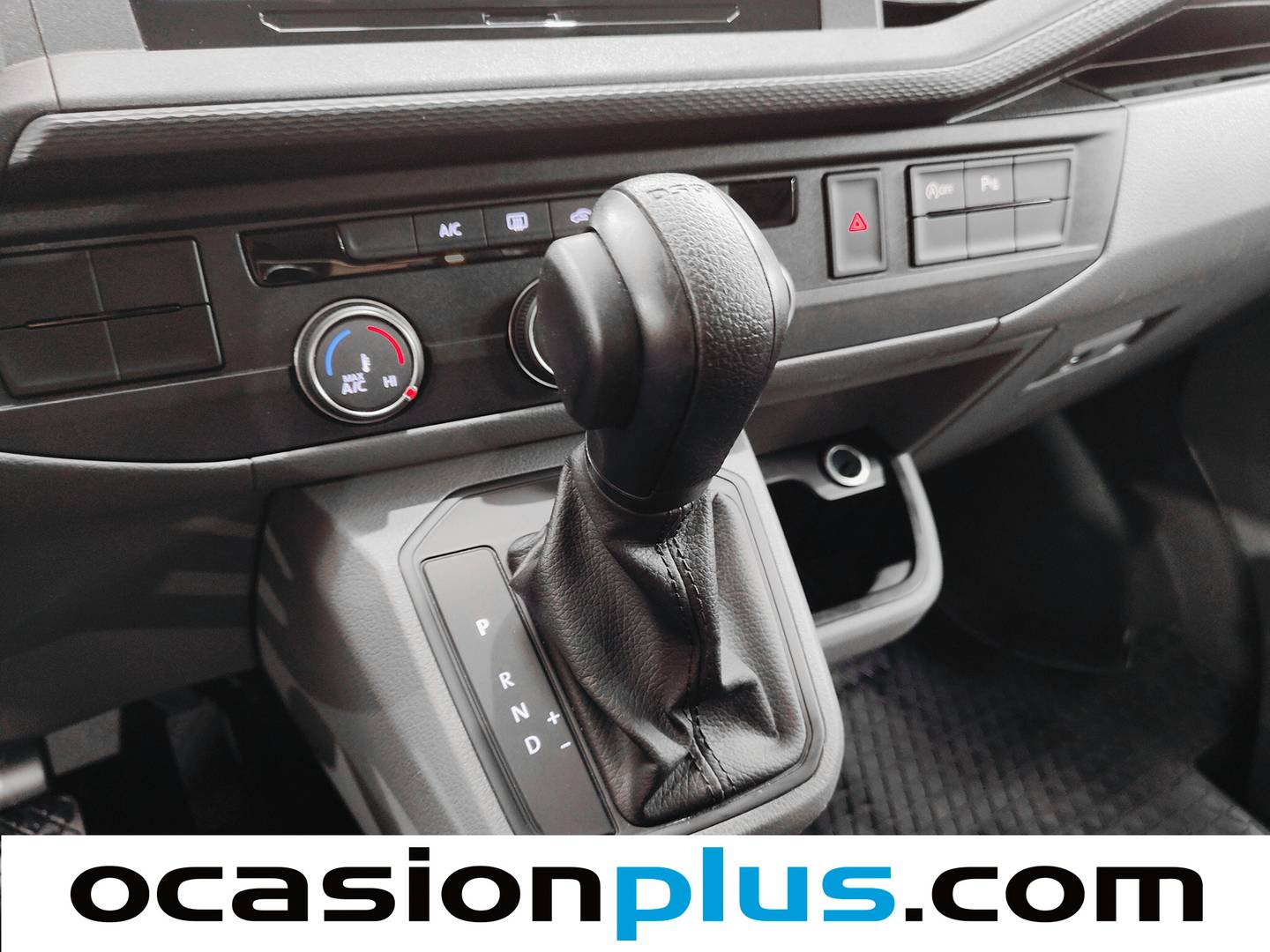 Volkswagen Caravelle Volkswagen Caravelle Origin Batalla Corta 2.0 TDI BMT (150 CV) DSG 5 Plazas Camperizada de segunda mano