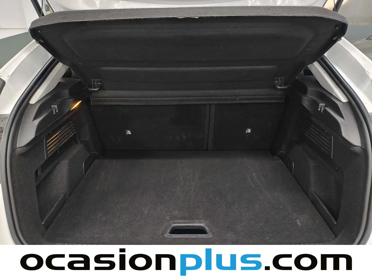 Foto Citroën C4 Citroen C4 PureTech 130 S&S 6v Feel Pack (130 CV)