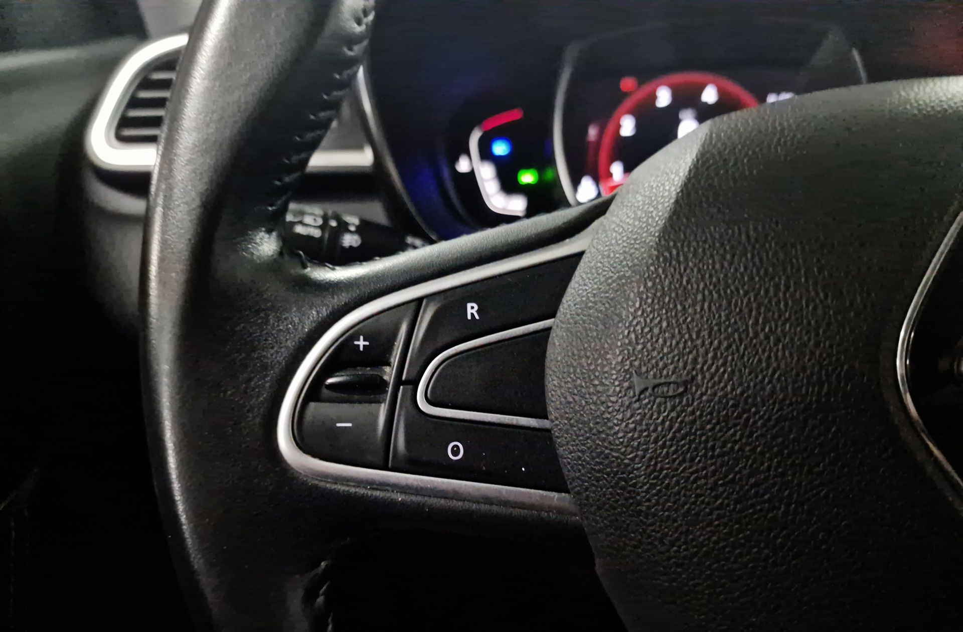 Renault Kadjar Zen TCe GPF - foto 25