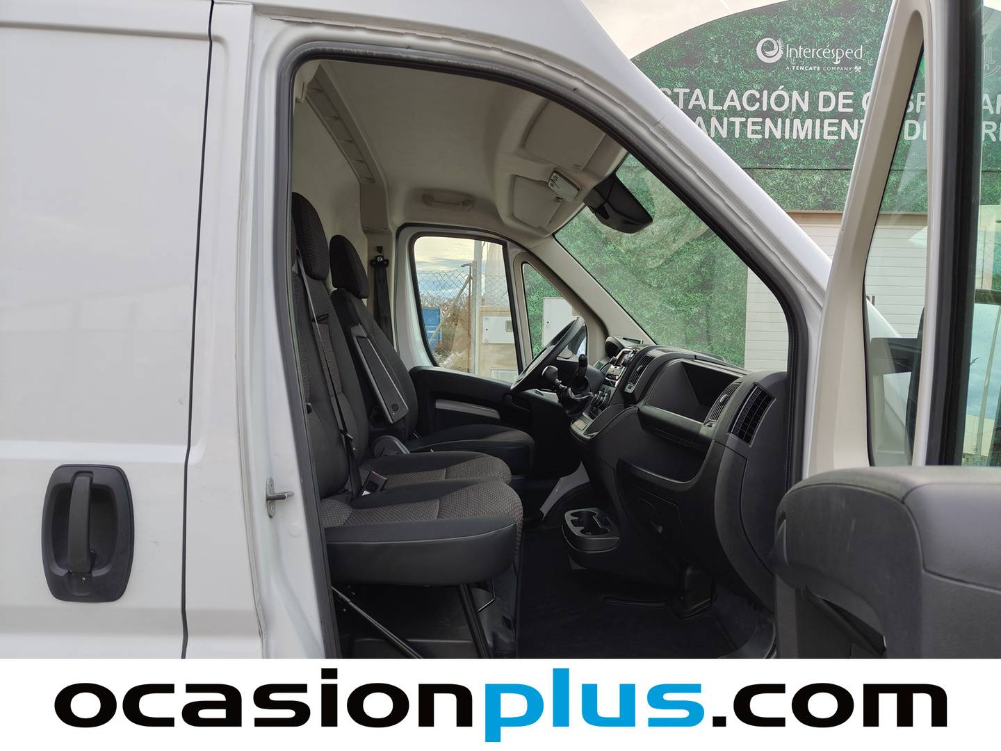 Foto Citroën Jumper Citroen Jumper BlueHDi 140 35 Heavy L4H3 (140 CV)