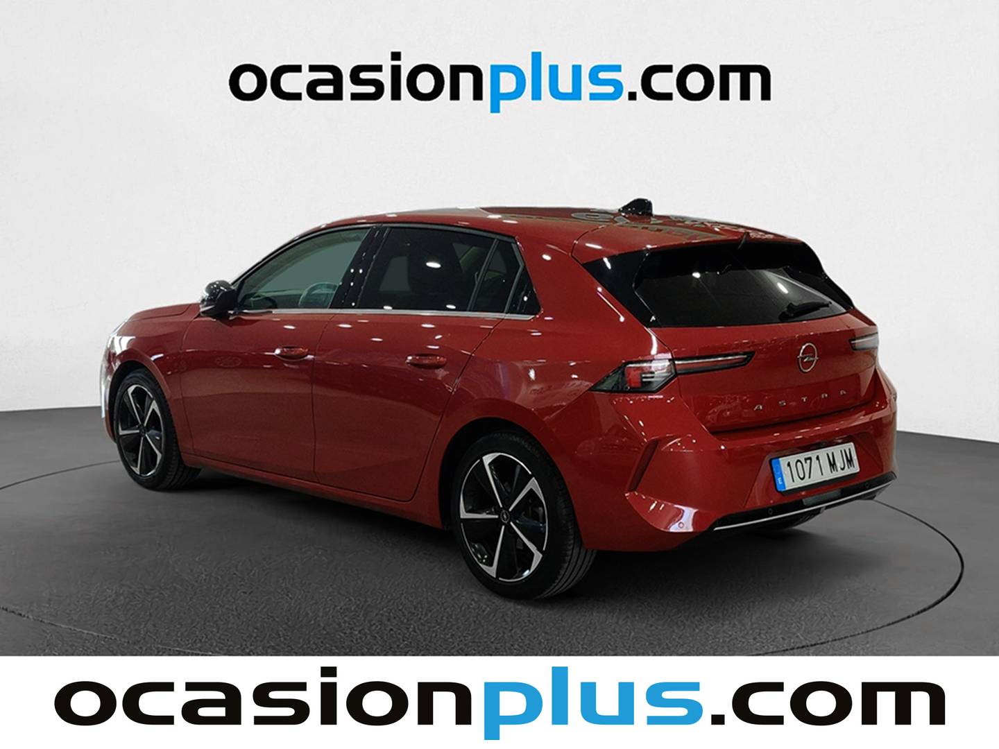 Foto trasera Opel Astra Opel Astra 1.2 Turbo XHT Elegance Auto (130 CV) izquierda