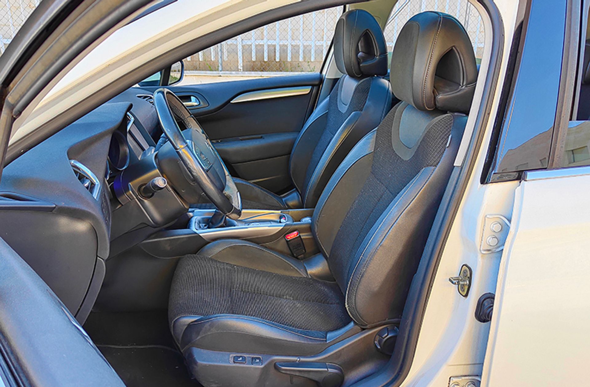 Citroën C4 PureTech 130 Shine - foto 11