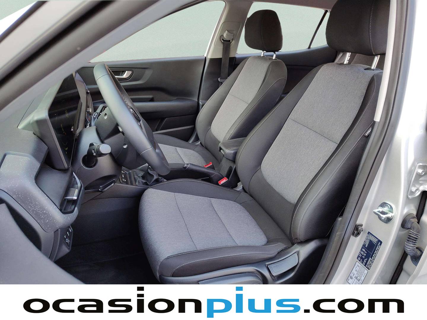 Foto asientos delanteros KIA Stonic KIA Stonic 1.0 T-GDi MHEV Concept (115 CV)