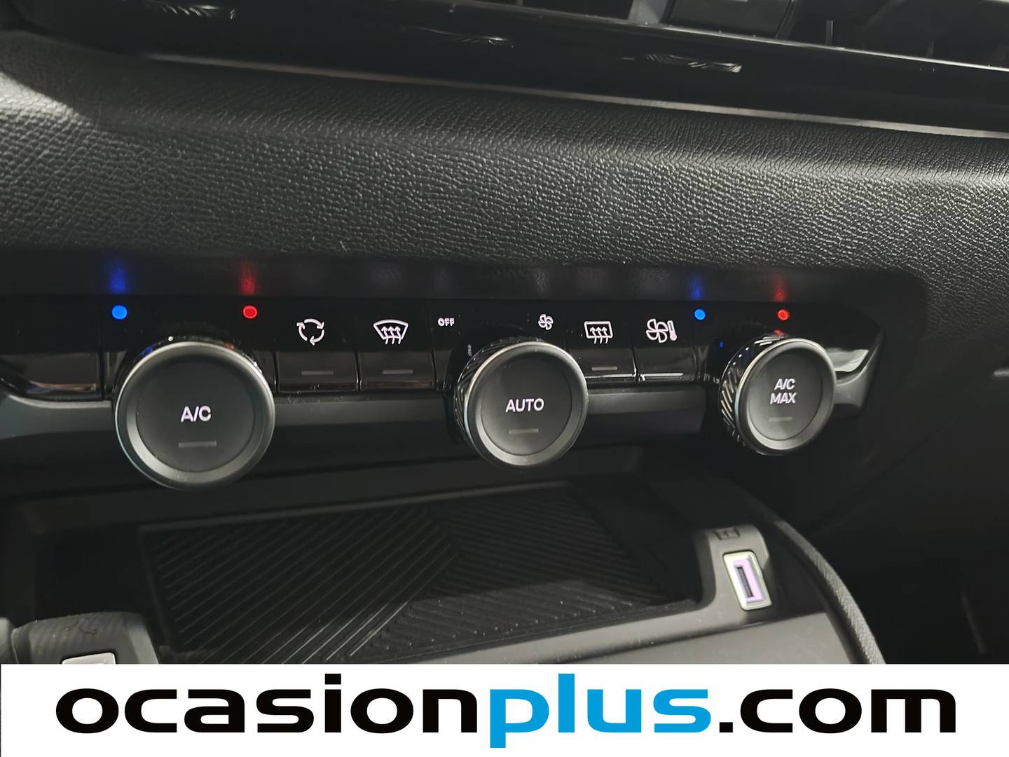 Paquetes del Citroën C4 Citroën C4 PureTech 130 S&S 6v Feel Pack (130 CV)