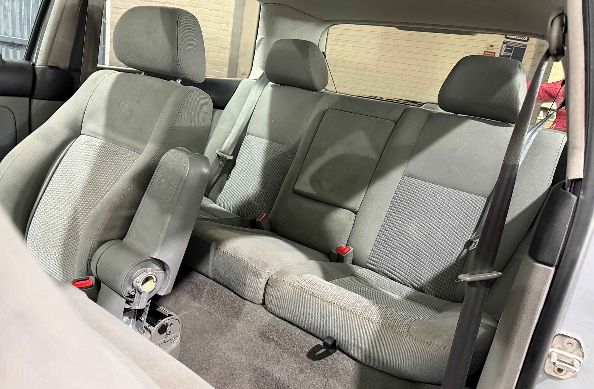 Volkswagen Golf Conceptline 1.6 - foto 9