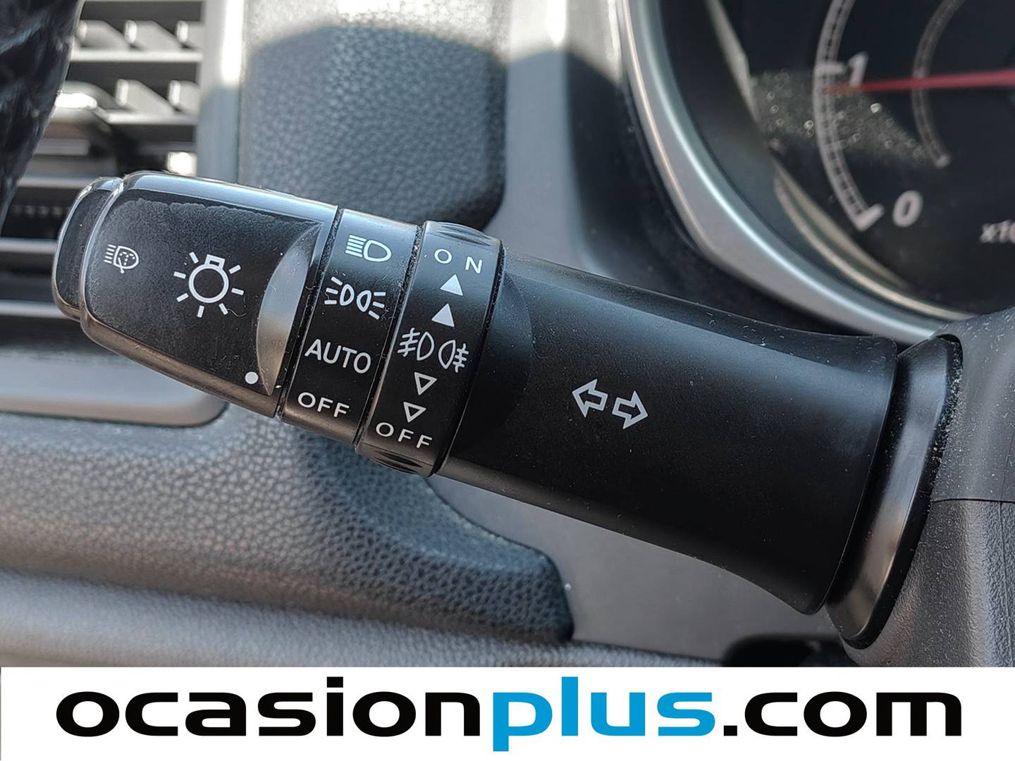 Extras y acabados del Mitsubishi ASX Mitsubishi ASX 200 DI-D ClearTec Motion (150 CV)
