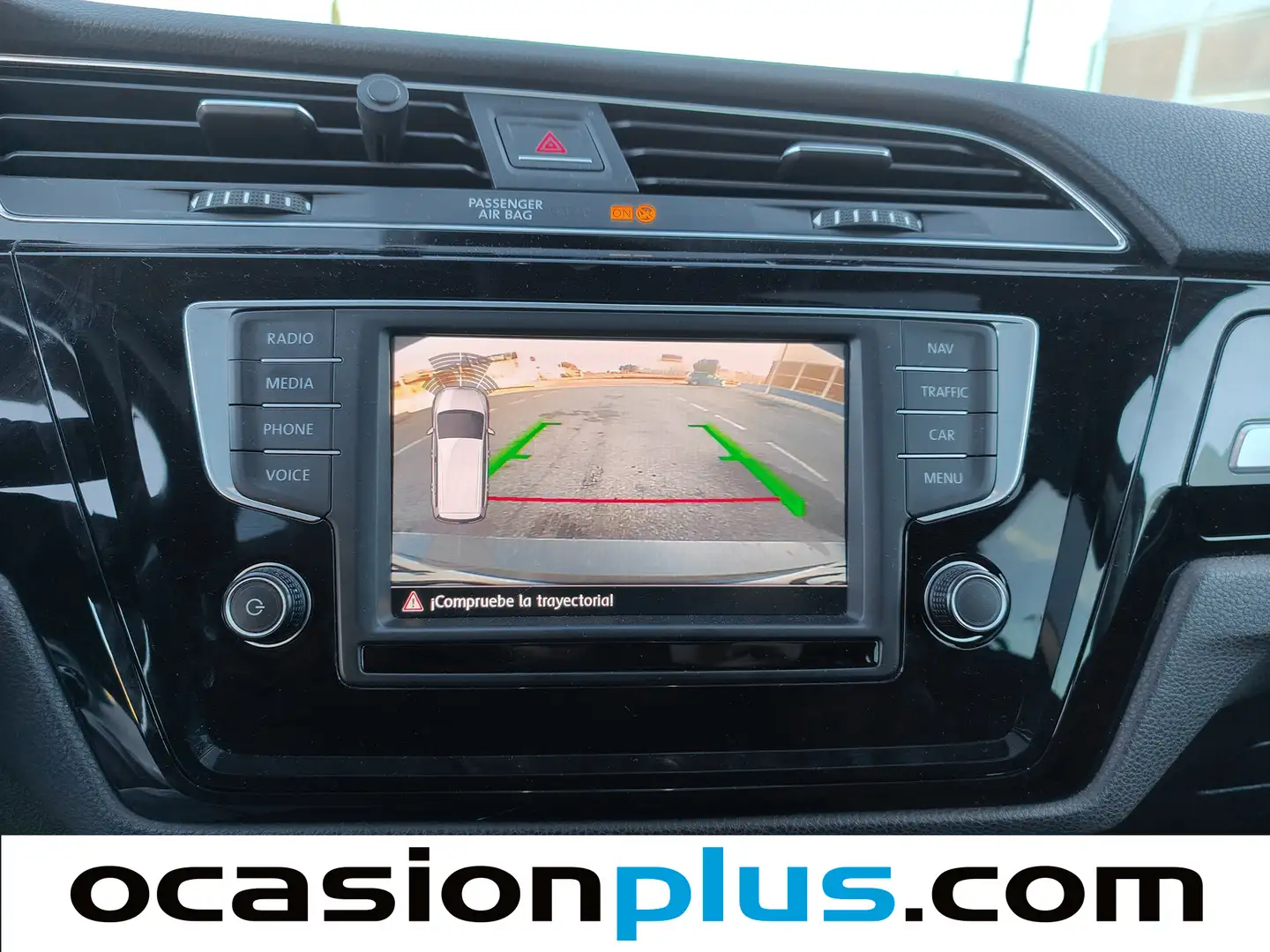 Foto Volkswagen Touran Volkswagen Touran 2.0 TDI BMT (150 CV) DSG 7 Plazas