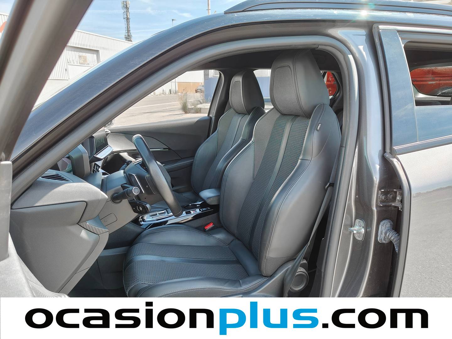 Foto asientos delanteros Peugeot 2008 Peugeot 2008 BlueHDi 130 S&S GT EAT8 (130 CV)