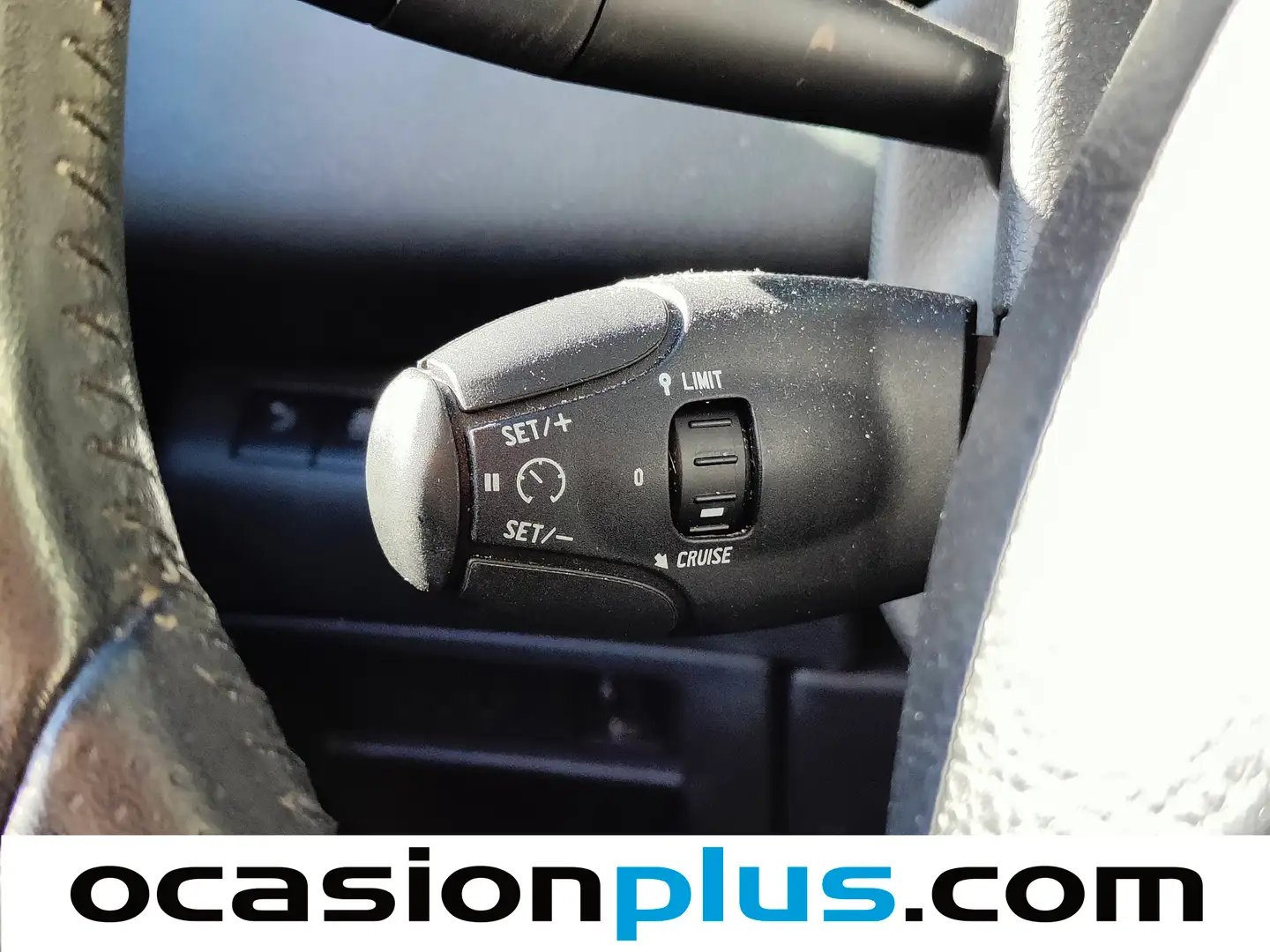 Foto Peugeot 3008 Peugeot 3008 1.6 VTI Style (120 CV)