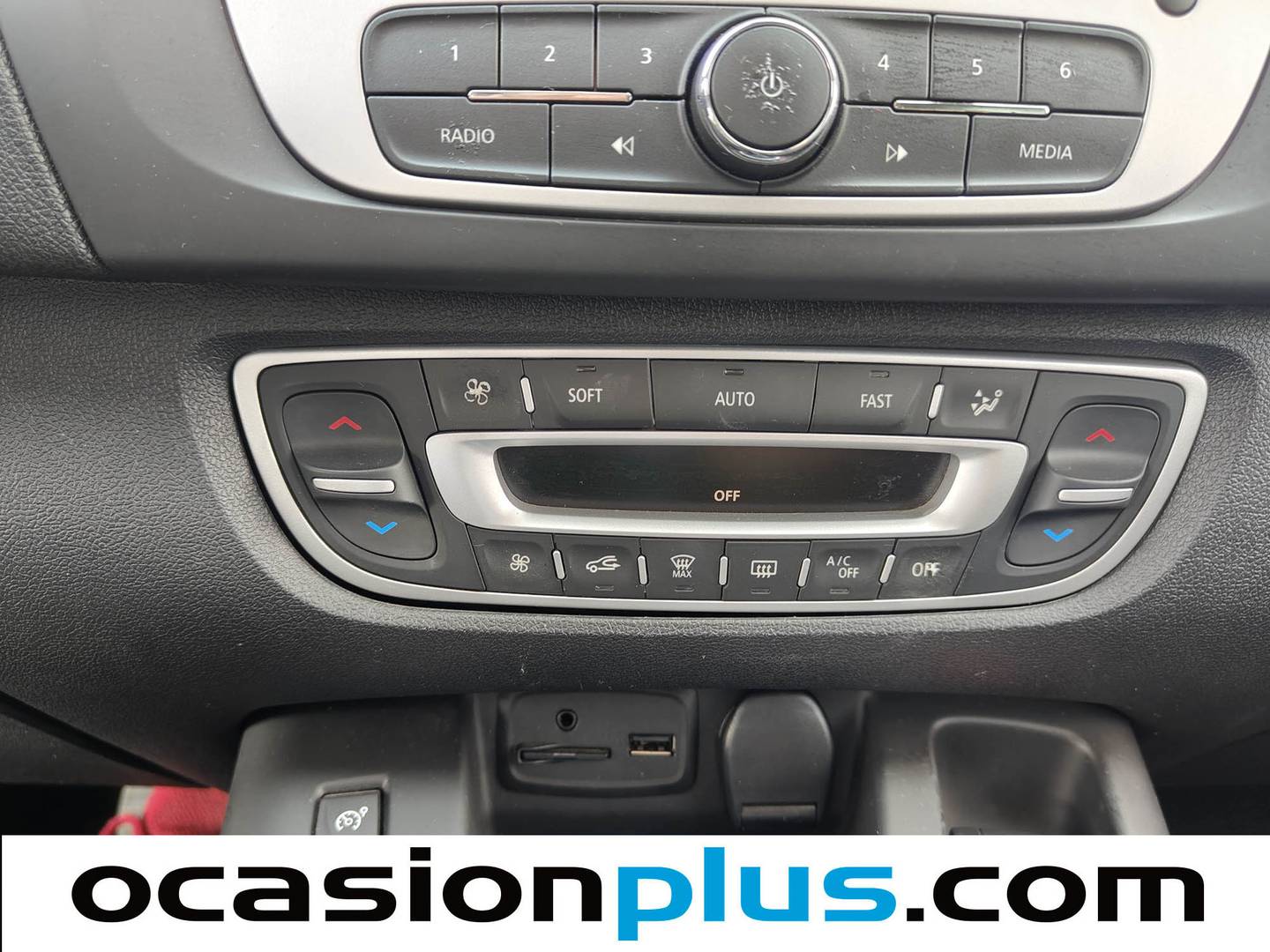 Foto Renault Scénic Renault Scenic Limited dCi (110 CV) EDC