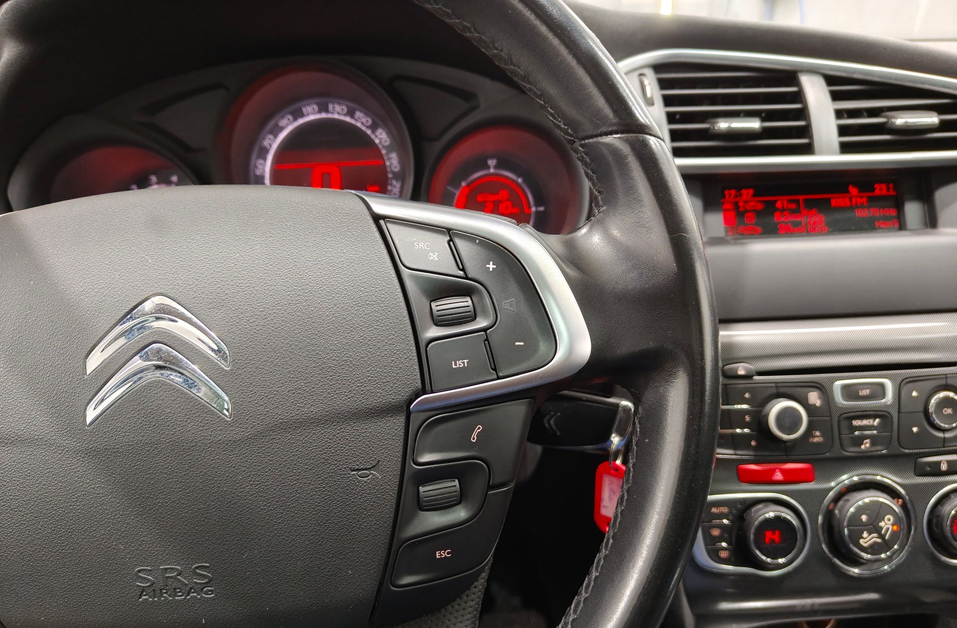 Citroën C4 1.6 HDi Sport - foto 24