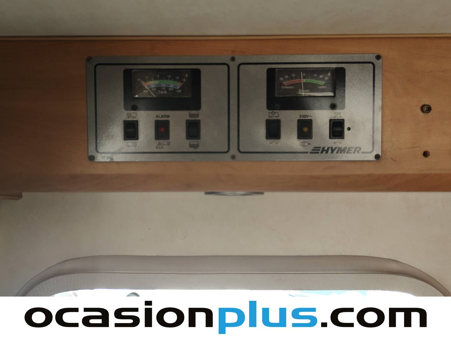 Equipamiento del HYMER B644 HYMER B644 B644 (124 CV) 3 Plazas