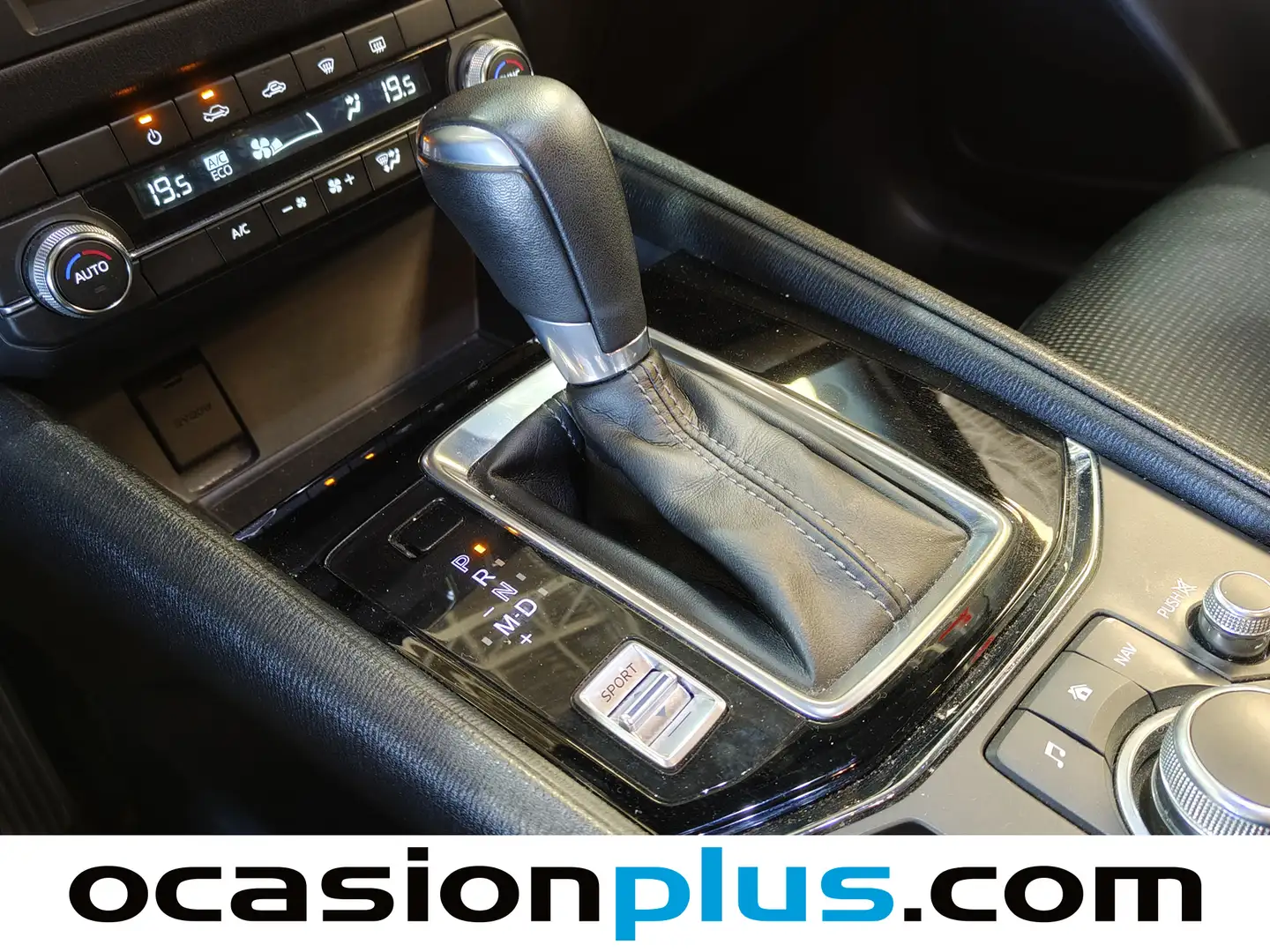 Foto Mazda CX-5 Mazda CX-5 2.0 G Zenith 2WD Auto (165 CV)