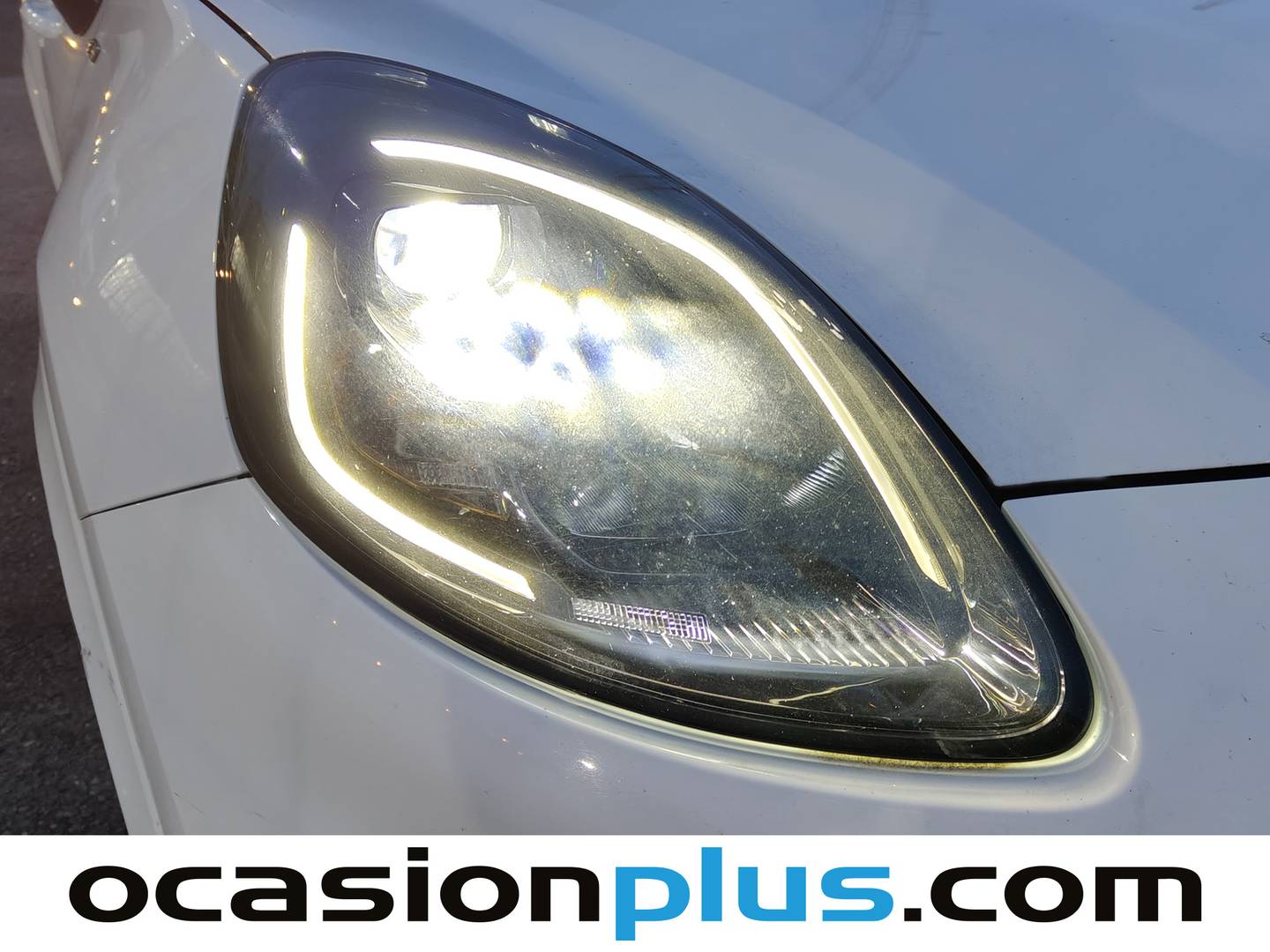 Foto Ford Puma Ford Puma 1.0 EcoBoost MHEV ST-Line X (125 CV)