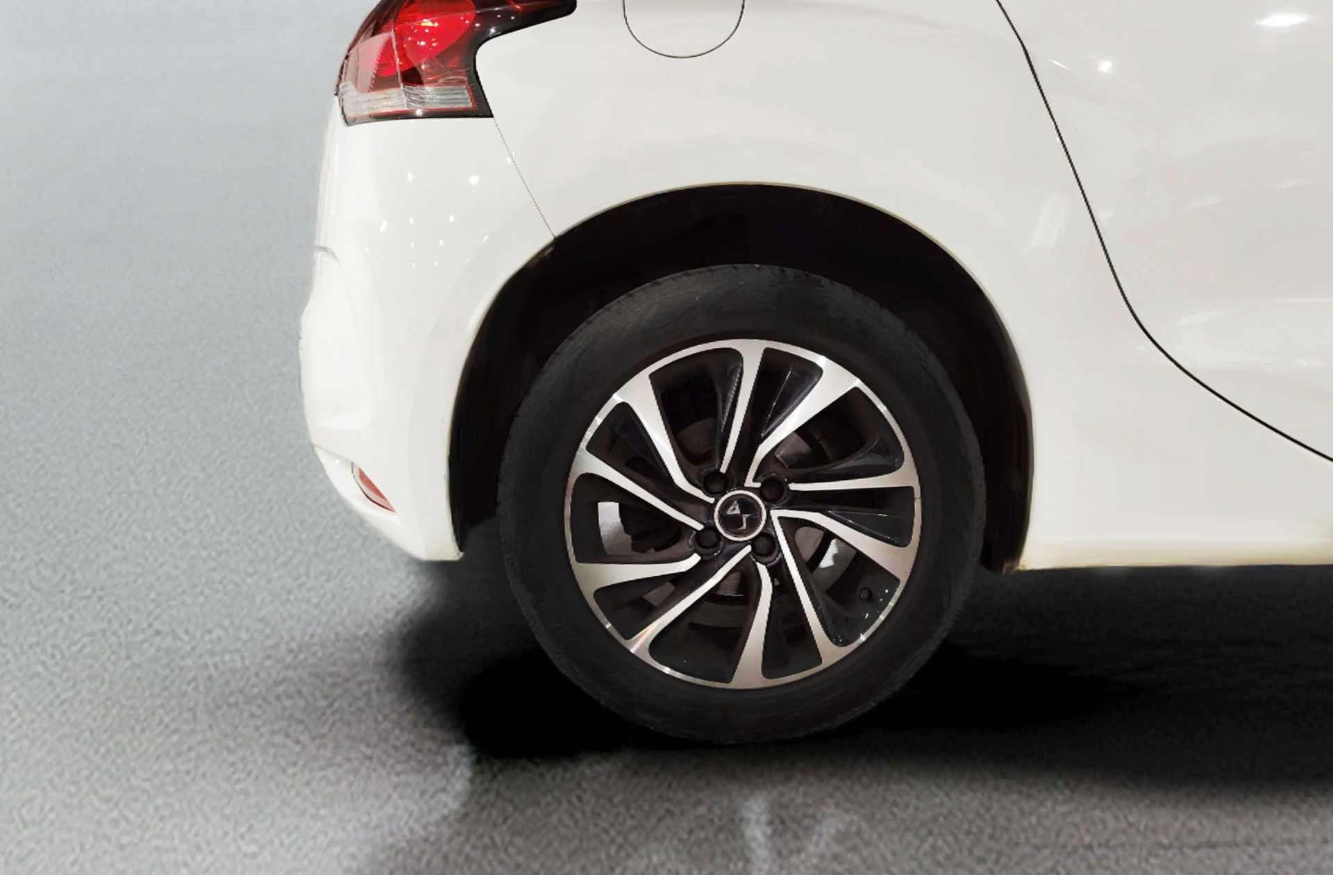 DS DS 4 PureTech 130 Desire - foto 30
