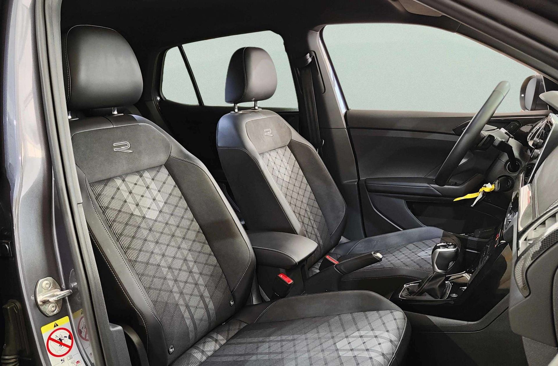 Volkswagen T-Cross R-Line 1.0 TSI DSG - foto 20