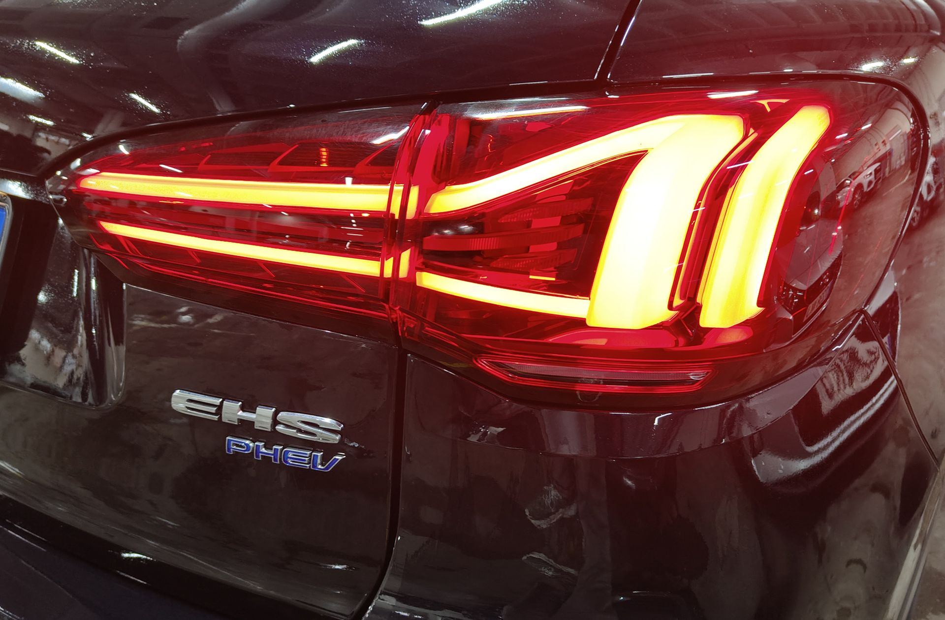 MG eHS 1.5 T-GDi PHEV Luxury - foto 20
