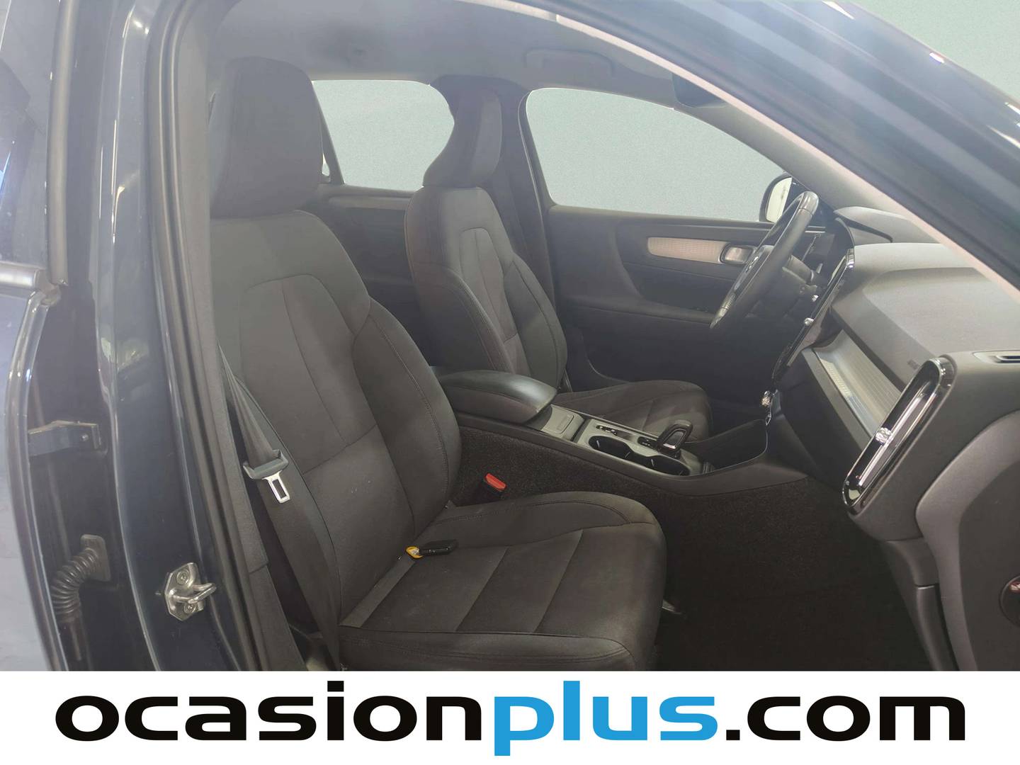 Volvo XC40 Volvo XC40 T2 Momentum Pro Auto (129 CV) gasolina