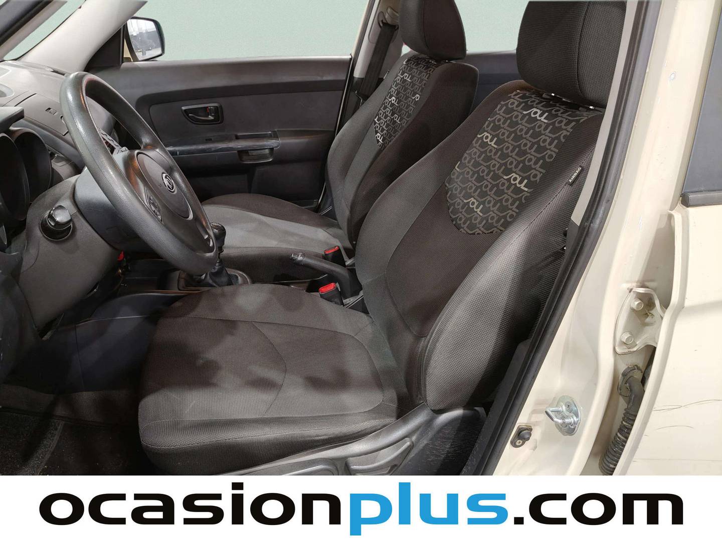 Foto asientos delanteros KIA Soul KIA Soul 1.6 CRDi VGT Diva  (128 CV)