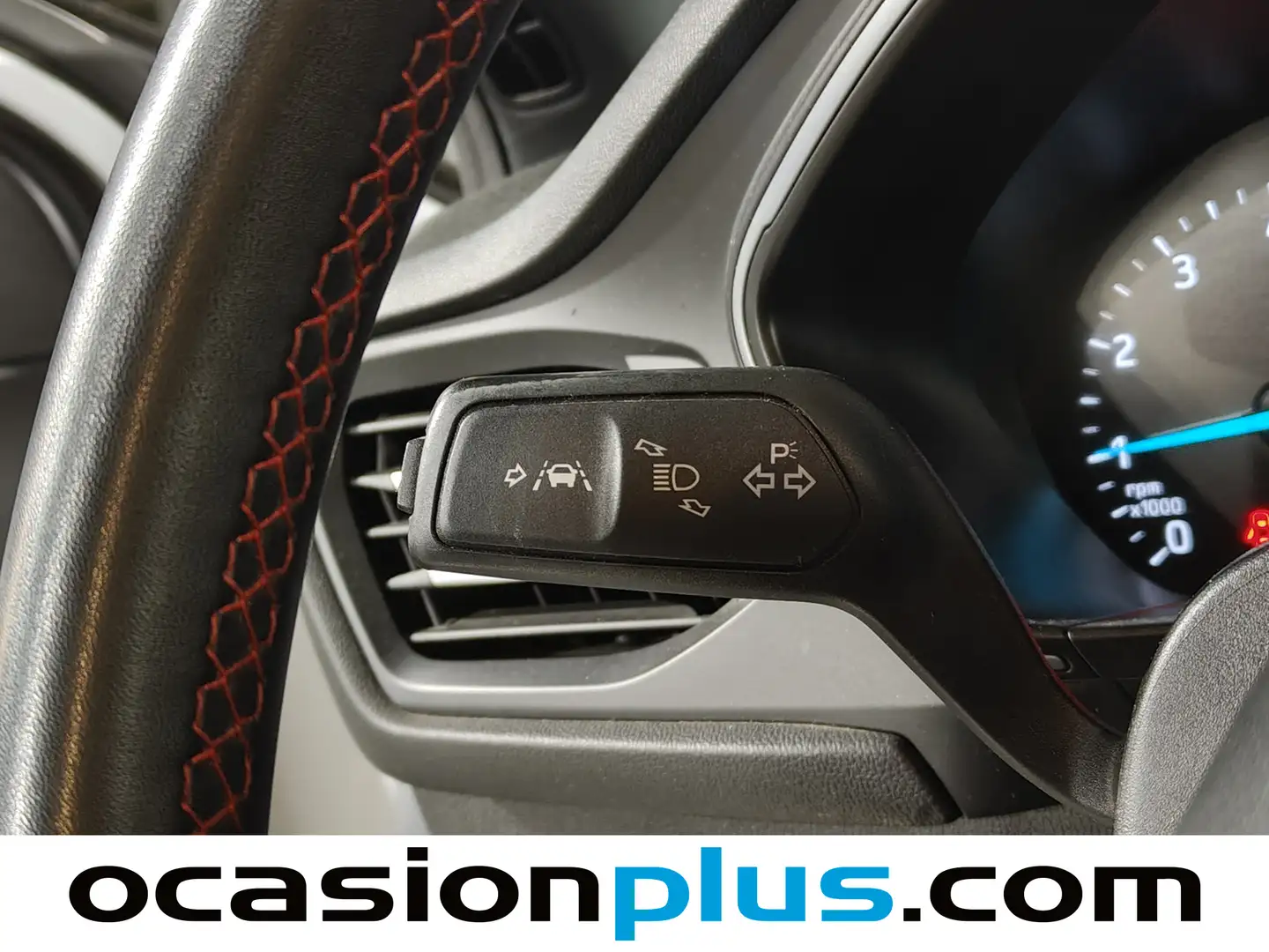 Foto Ford Focus Ford Focus 1.0 Ecoboost MHEV ST-Line (125 CV)