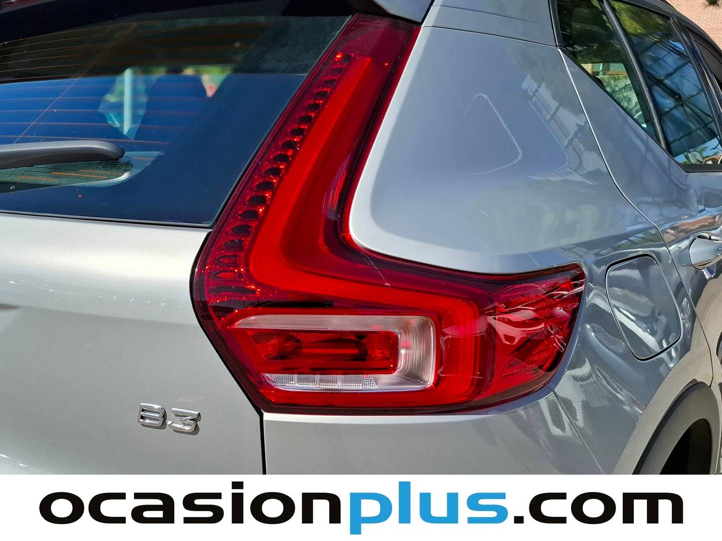 Foto Volvo XC40 Volvo XC40 B3 G Essential Auto (163 CV)