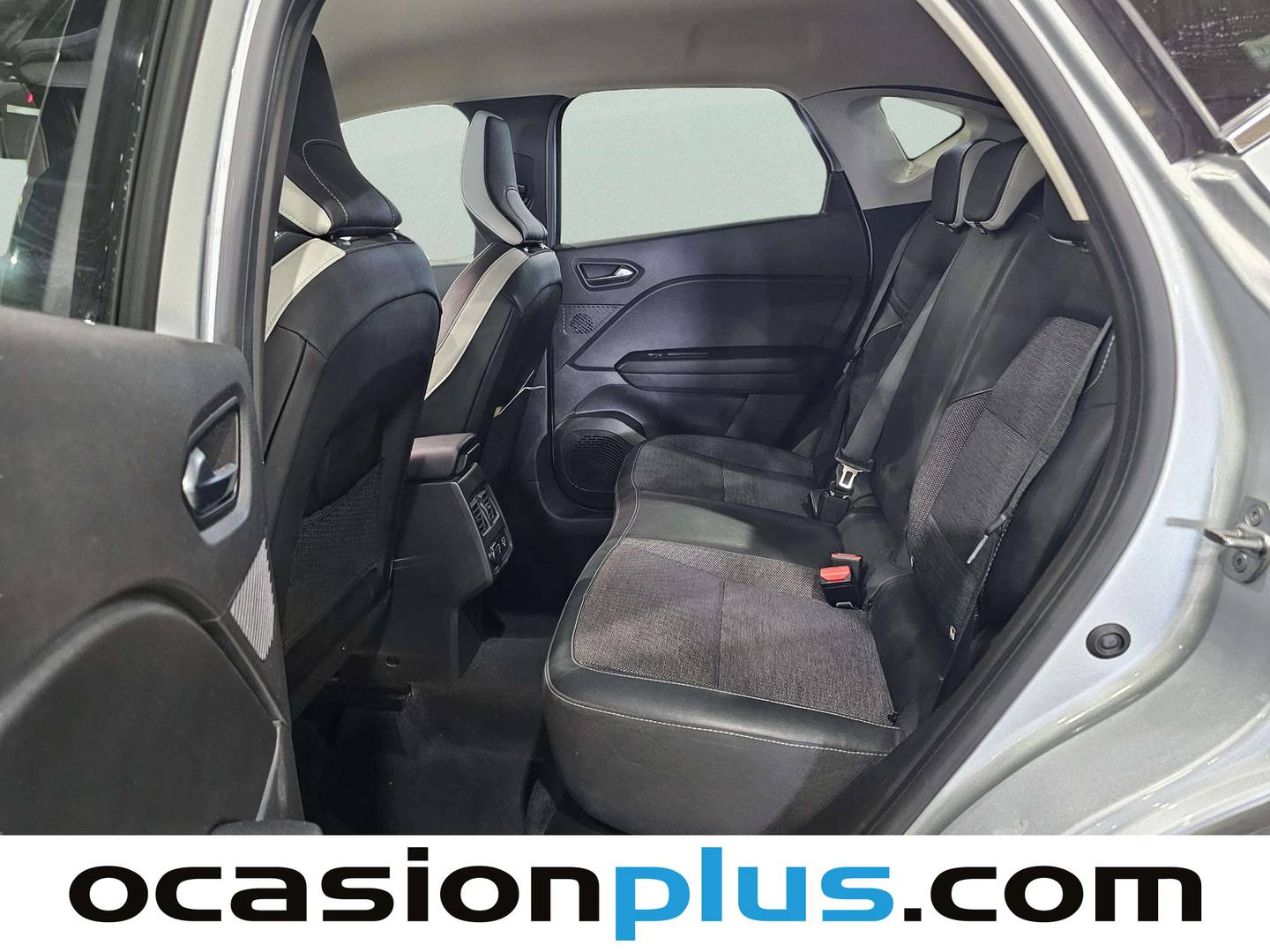 Foto asientos traseros Renault Captur Renault Captur Techno TCe (90 CV)