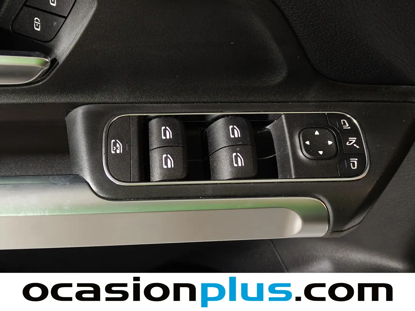 Foto Mercedes GLB Mercedes-Benz GLB GLB 220 D 4MATIC (190 CV)