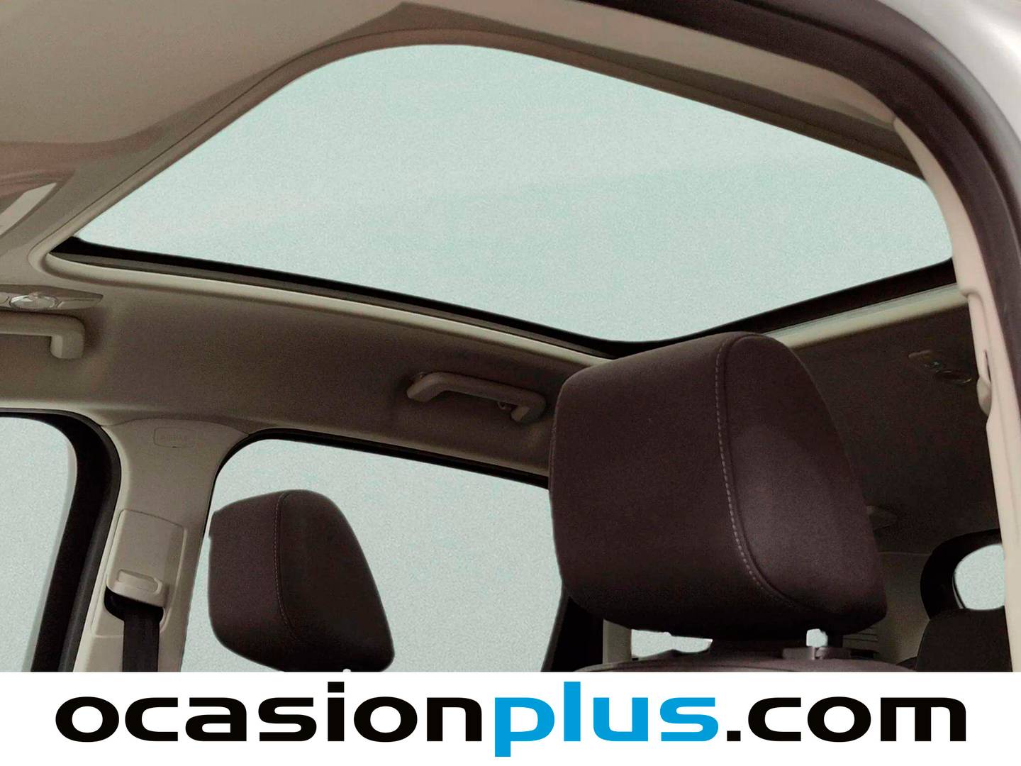 Extras y acabados del Ford C-Max Ford C-Max 1.5 EcoBoost Titanium (150 CV)