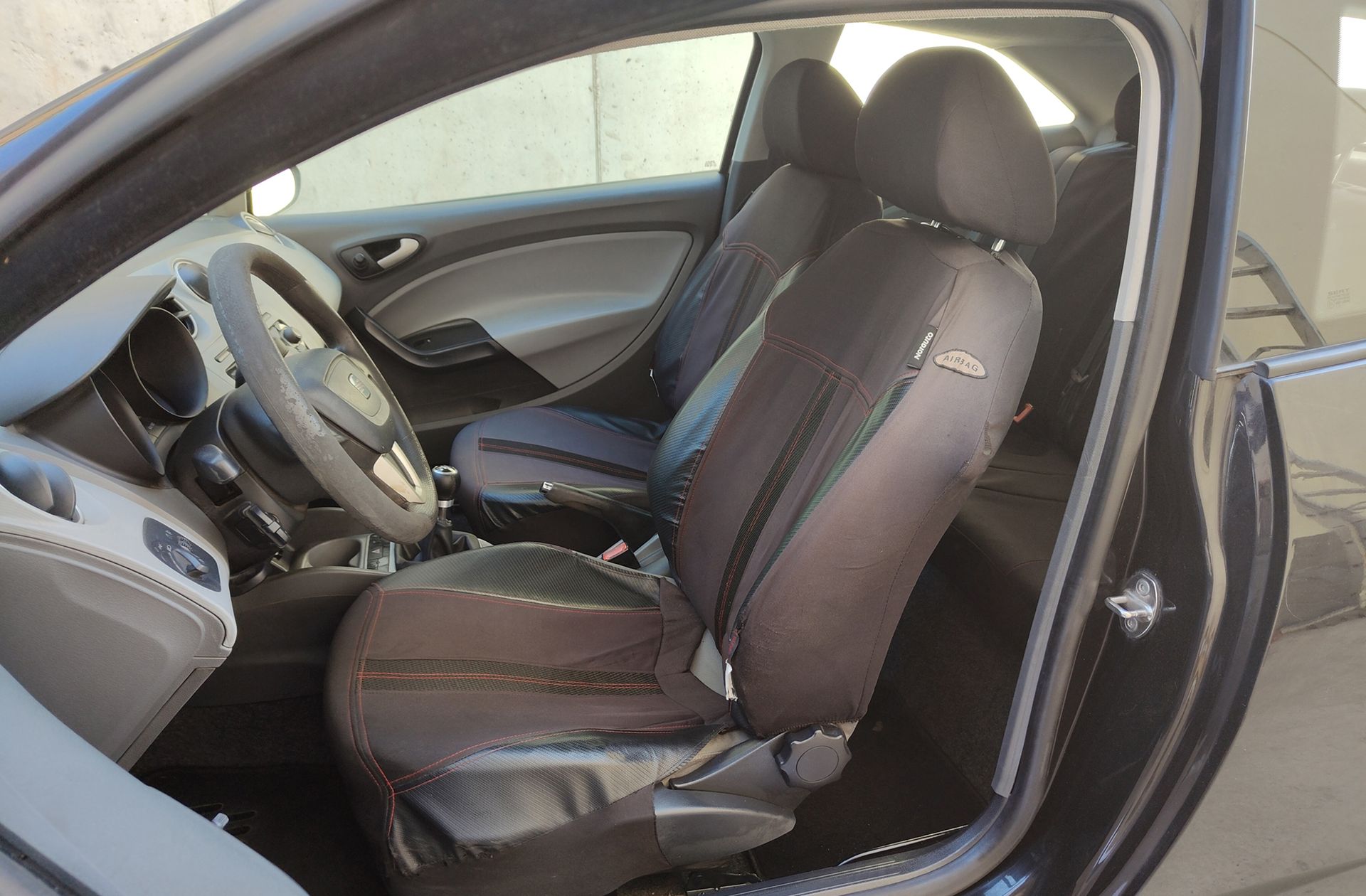 SEAT Ibiza SC 1.4 TDI Reference - foto 8