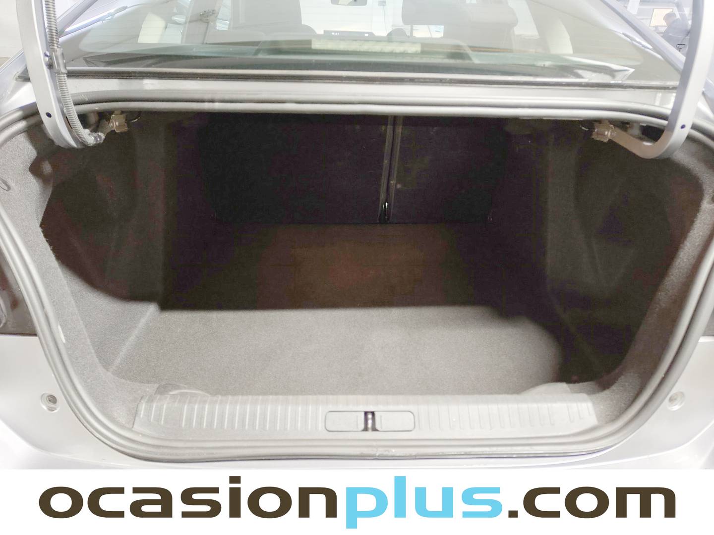 Foto Citroën C4 X Citroen C4 X PureTech 100 S&S 6v You (102 CV)