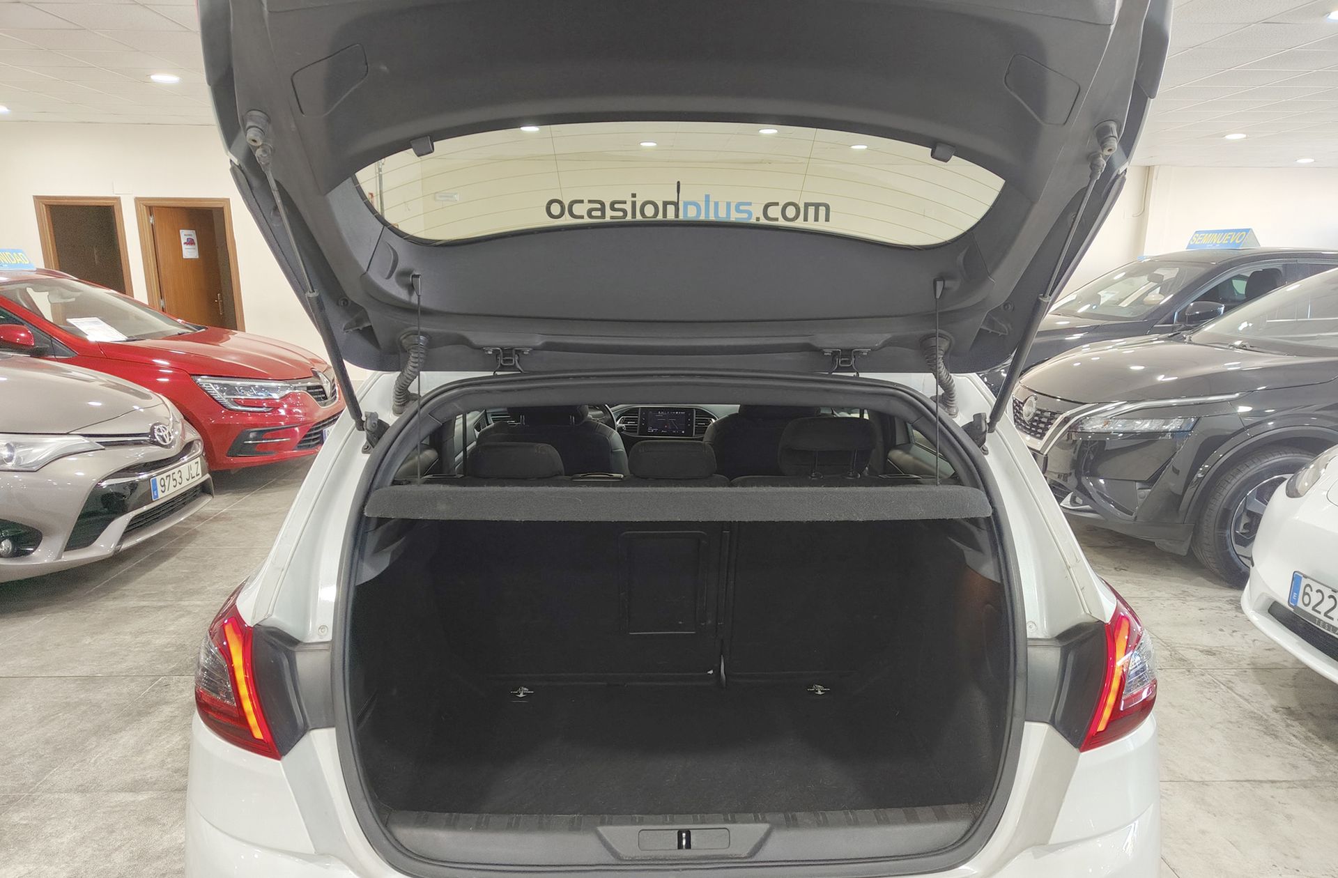 Peugeot 308 BlueHDi 150 GT Line - foto 16