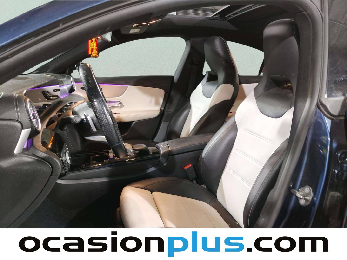 Foto asientos delanteros Mercedes CLA Mercedes CLA 220 d (190 CV)